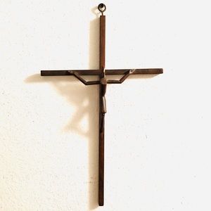 14” Jacaranda wall crucifix vintage